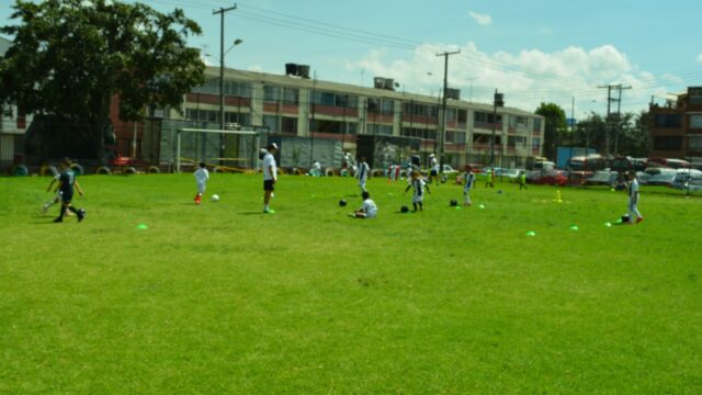 club-deportivo-juventud-futbol-bogota-entrenamiento-nogales-3